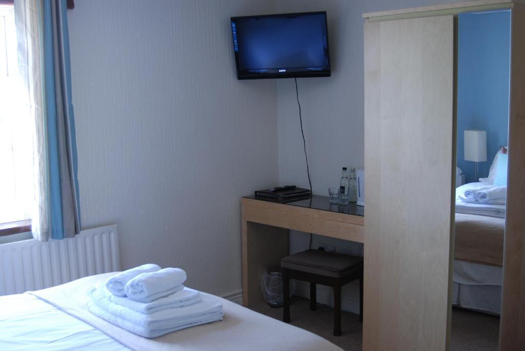 Ty Dderw Country Inn Моелфре Стая снимка