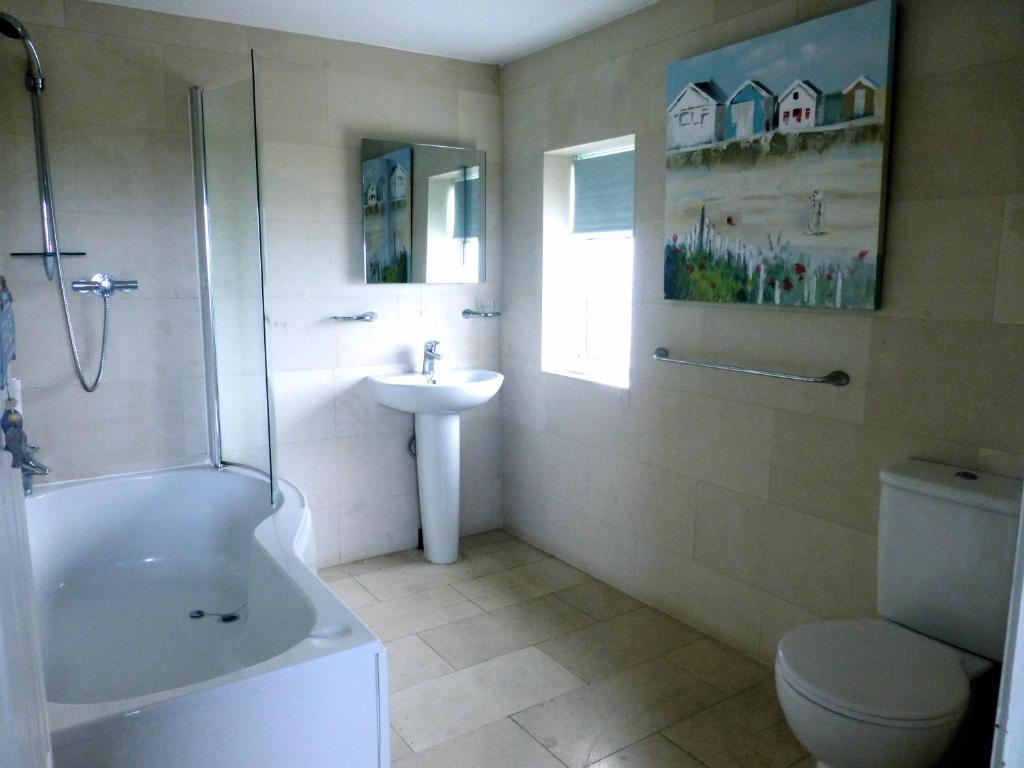 Ty Dderw Country Inn Моелфре Стая снимка